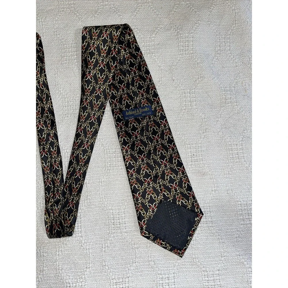 Ashford & Brooks Men’s Dress Tie Size 57” 3.75” Black Chain Motif Silk Business